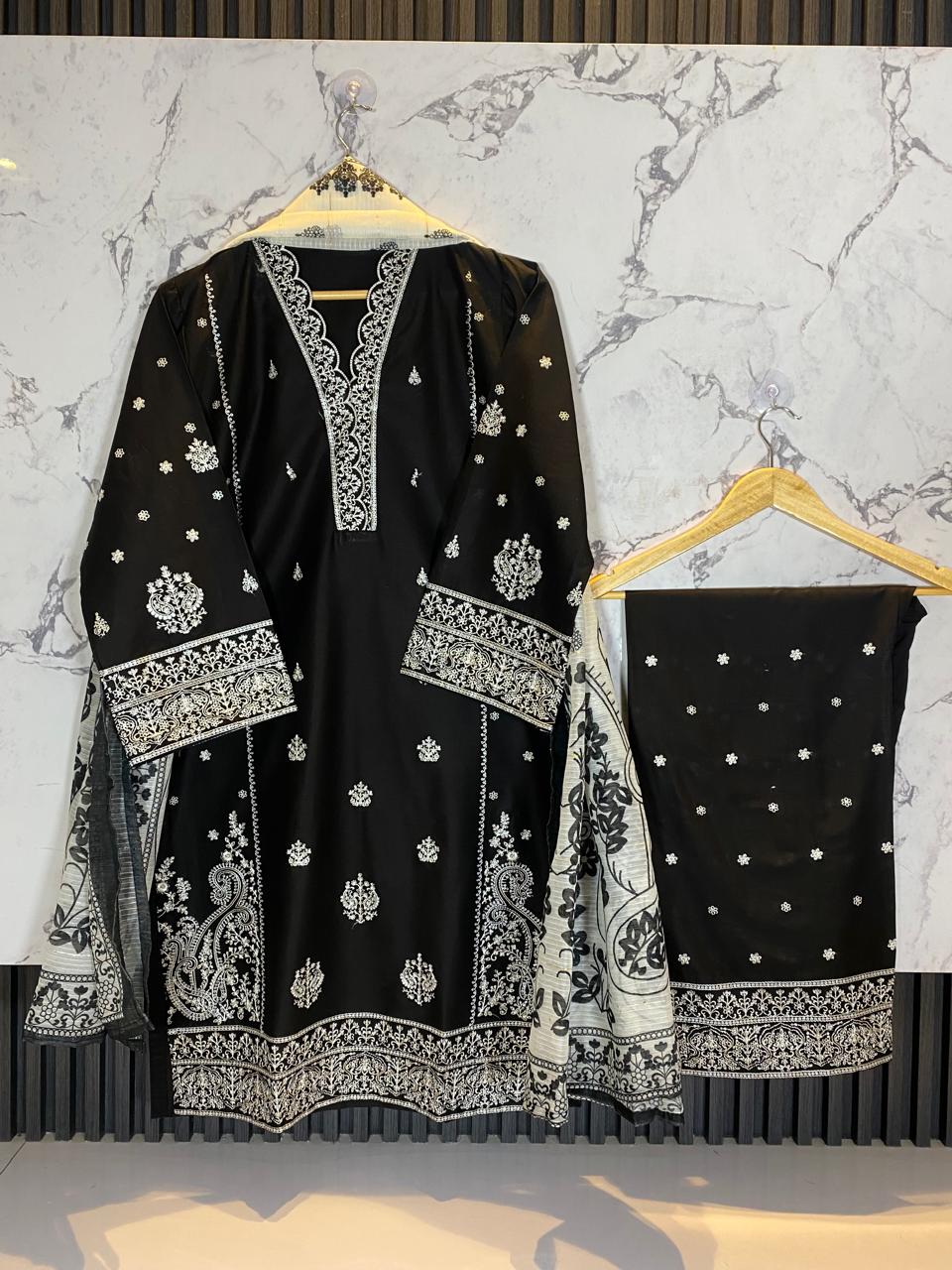 3 PIECE - EMBROIDERED LAWN SUIT
