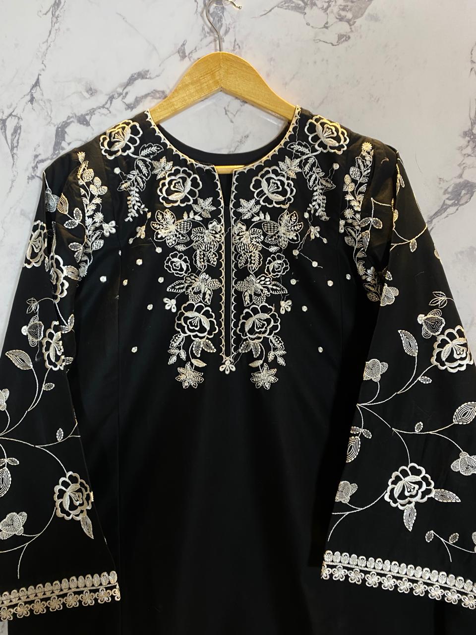 2 Piece – Embroidered Lawn Suit with Farshi Shalwar